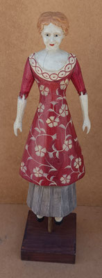 Figura femenina madera. Ref 4955. 42x12x10