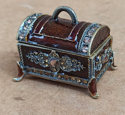 Caja cofre metal esmaltado. Ref 506261. 5x5x4
