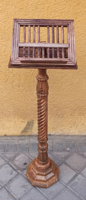 Atril madera. Ref 2844. 112x33x26