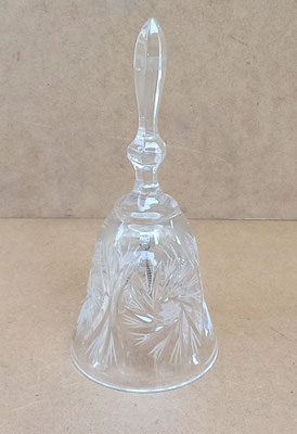 Campana cristal hecha en Polonia. Ref AS172. 17x7,5