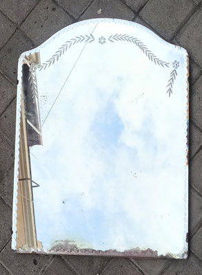 Espejo vintage grabado. 74x60x2