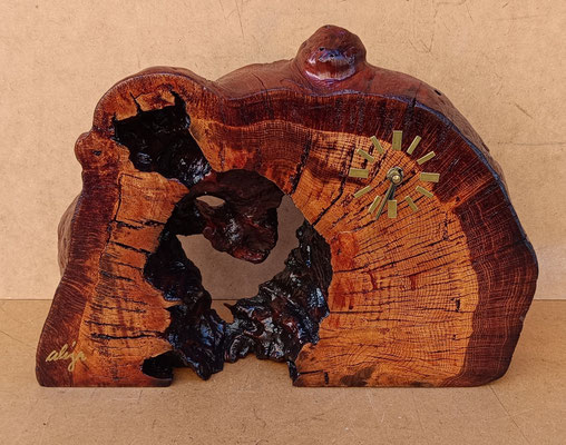 Reloj madera de roble. Ref 102. 28x39x6