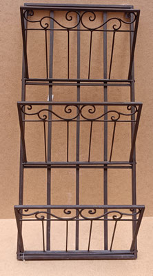 Revistero pared metal 3 huecos. Ref 722693. 82x38x18