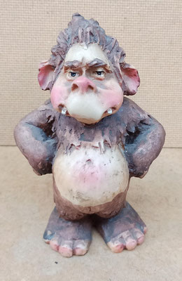 Paor. Troll resina. Ref 316C. 13x9x8