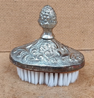 Cepillo metal. Ref 229033. 9x8x5