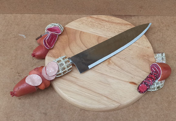 Tabla madera y resina con cuchillo. Ref 9815/582. 29x22