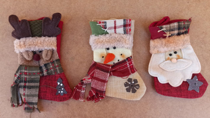Mini calcetines para chimenea.