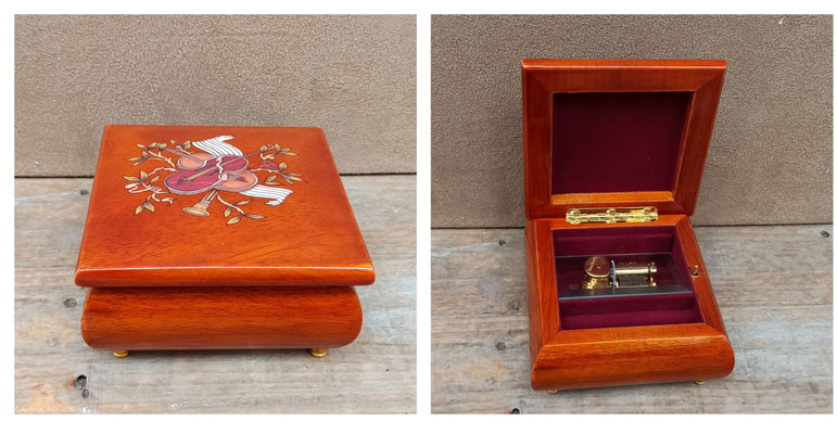 Joyero madera musical (Una pequeña tonada nocturna de W.A. Mozart). Ref 70501. 12x12x7