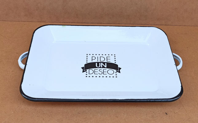 Bandeja metal esmaltado. Ref 65868. 40x26x5. 