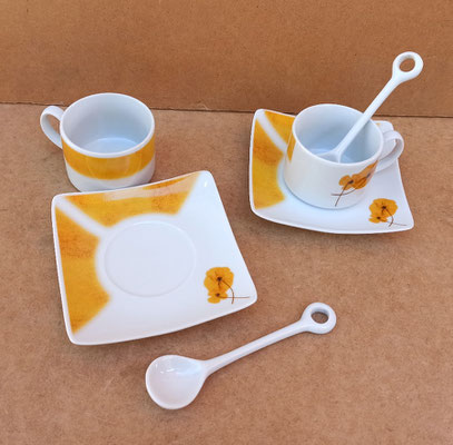 Juego de 6 tazas con plato y cucharilla de cerámica