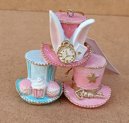 Sombreros resina colgar. Ref 6PR4155. 7x4