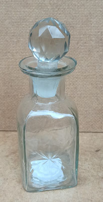 Frasco cristal con tapa. Ref 16899. 9x5x15