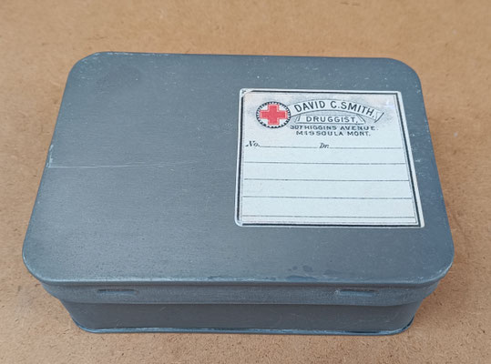 Caja metal farmacia. Ref GY002. 6x17x12