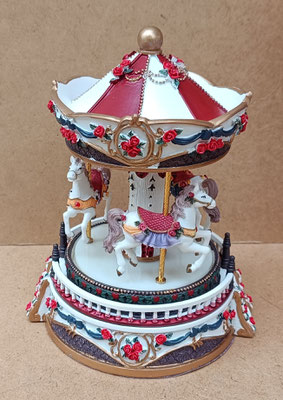 Carrusel resina musical giratorio. Ref 42689. 19x15x13