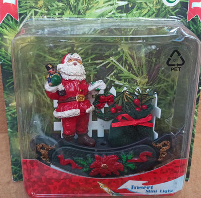 Adorno para árbol de navidad. Vale para insertar luces de árbol de bombilla pequeña. 