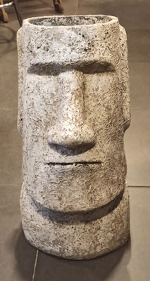 Moai paragüero cemento. Ref 46239. 52x25x30