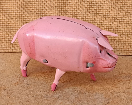 Cerdito hojalata. Ref 1365. 9x4x5