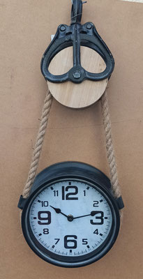 Reloj con polea. Ref SH709. 56x25 diámetro