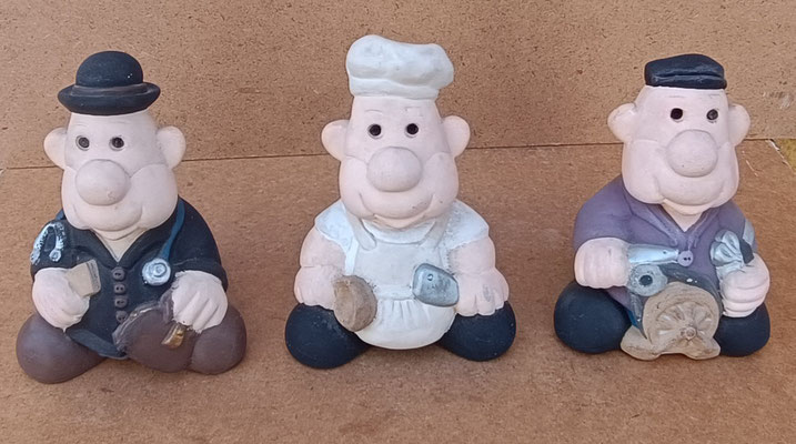 Figuras cerámica portuguesa Artcige profesiones variadas. 15x11x9
