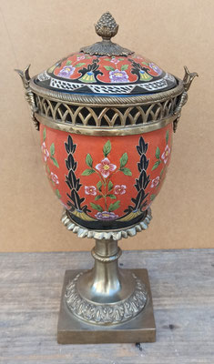 Tibor porcelana y bronce. Ref EM1522. 37x20. Pareja disponible