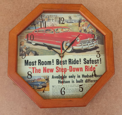 Reloj octogonal retro. 25x25