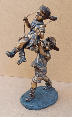 Figura resina efecto bronce. Ref 93806. 29x16x9