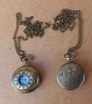 Reloj bolsillo a pilas. Ref TIT. 6x4,5