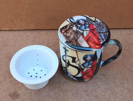 Taza para infusiones cerámica Santiago de Compostela. Ref 9/549