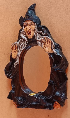 Espejo portavela bruja resina para pared. Ref RES249. 44X26X6