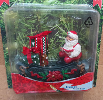Adorno para árbol de navidad. Vale para insertar luces de árbol de bombilla pequeña. 