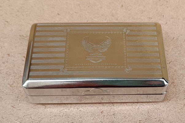 Pitillera metal. Ref 17533. 10x6x2,5