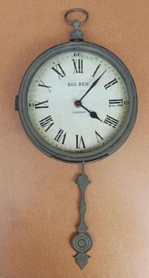 Reloj péndulo verde. Ref HF593. 48x22 diámetro