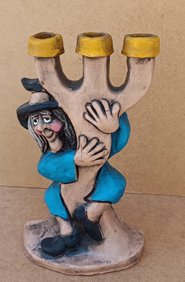 Bruja portavela cerámica. 23x14x7