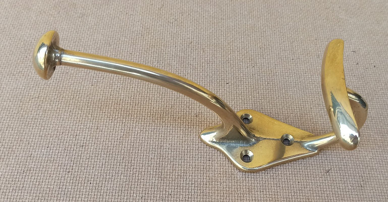 Perchero metal. Ref 10001725. 18x4