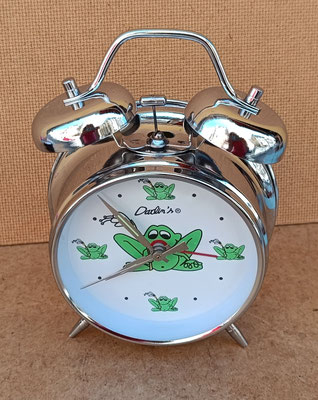 Reloj despertador a cuerda ranas. Ref 3038. 18x12