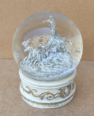 Bola nieve Fuente de Neptuno resina. Ref 10/413