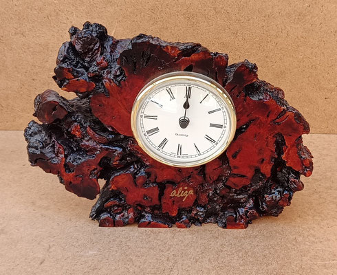 Reloj raíz de roble. Ref 53. 21X16X5