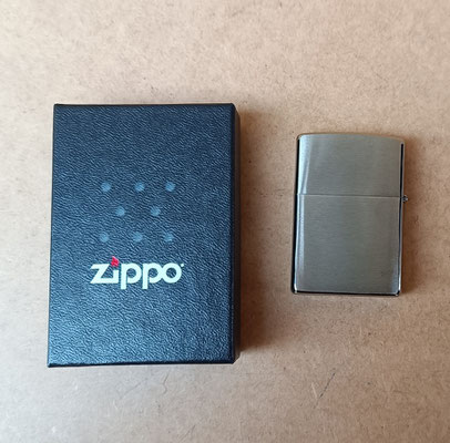 Mechero Zippo 200 brush cromado. Ref 30227.