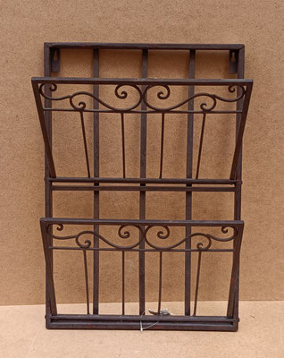 Revistero metal pared 2 huevos. Ref 722693. 55x38x17