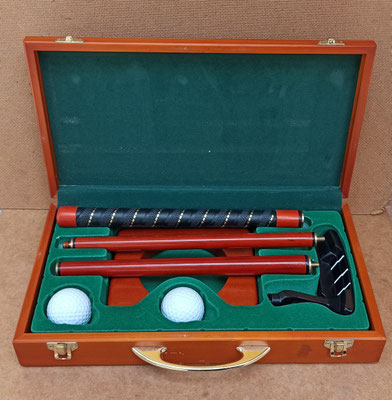 Set de golf palo desmontable. Ref 308006752. 34x20x6