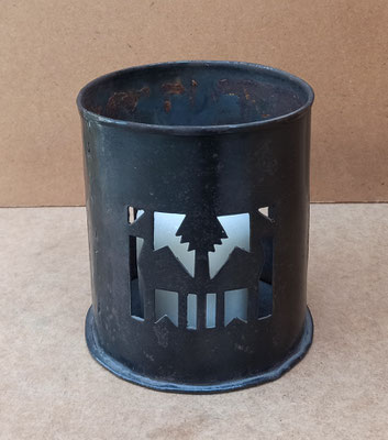 Portavelas metal dromedarios. 12x11