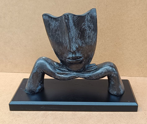 Figura máscara resina. Ref 260098. 26x33x13