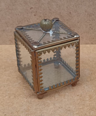  Caja cristal filo metálico. Ref 12908. 9,5x6x6