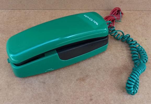 Teléfono Góndola verde MX Honda. 21x8x8. Para mesa o pared 