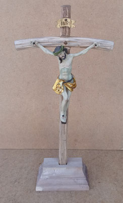 Cruz de madera y resina. Ref 00/311. 39x19x6
