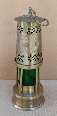 Farol de carburo. Ref NT137. 24x8