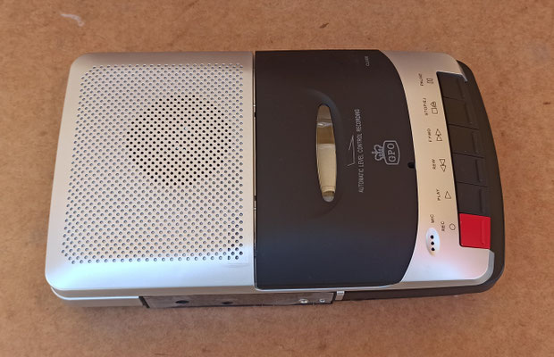 Radio cassette portátil GOP. Ref GPOWO162. 4x25x14