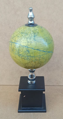 Globo terráqueo base madera. Ref 1225744. 24x7x7