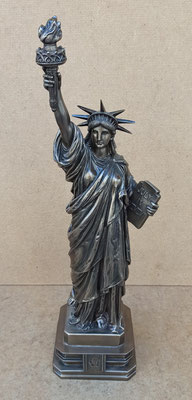 Estatua de la libertad resina. Ref 51746. 32x8x8