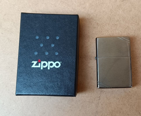 Mechero Zippo 230 vintage cromado. Ref 30208. 